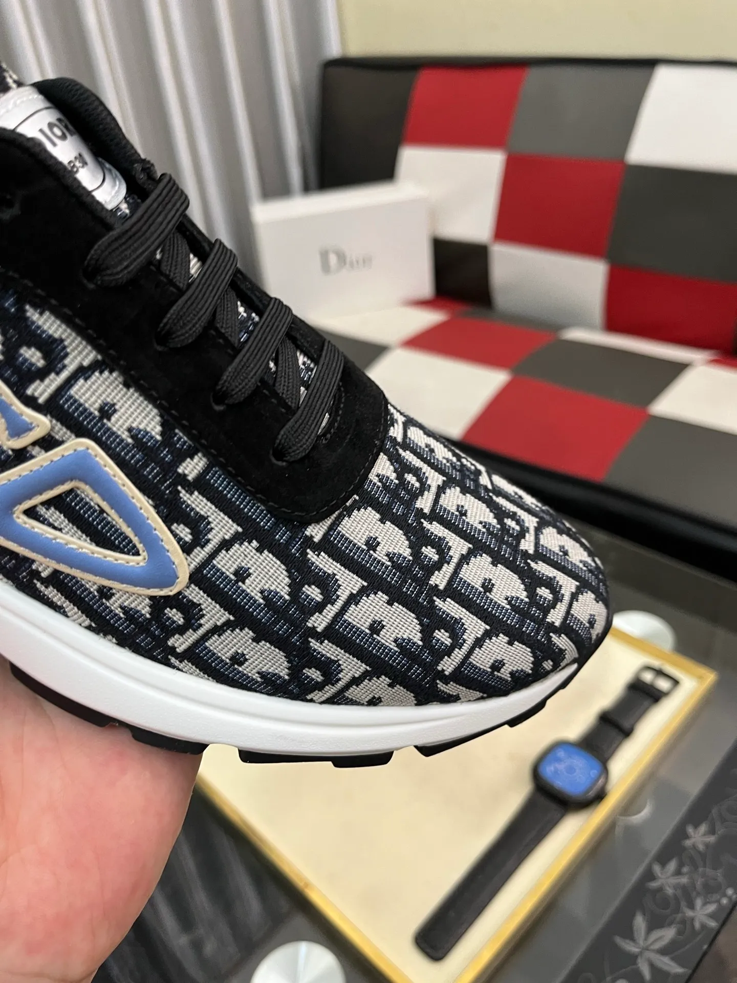 Men's Men's Shoes 💰440⌚️⌚️[Dior] Dior's new casual men's shoes are launched in Hong Kong counters. Official website 1:1 production. Original Italian materials. Designed by European and American masters. Perfect shape to create counter quality. Solid color rubber wear-resistant outsole and classic dazzling head! Super versatile and very comfortable. High-end without losing taste, fashionable and novel! ! Absolute focus! Code number: 38-445️⃣Colors available